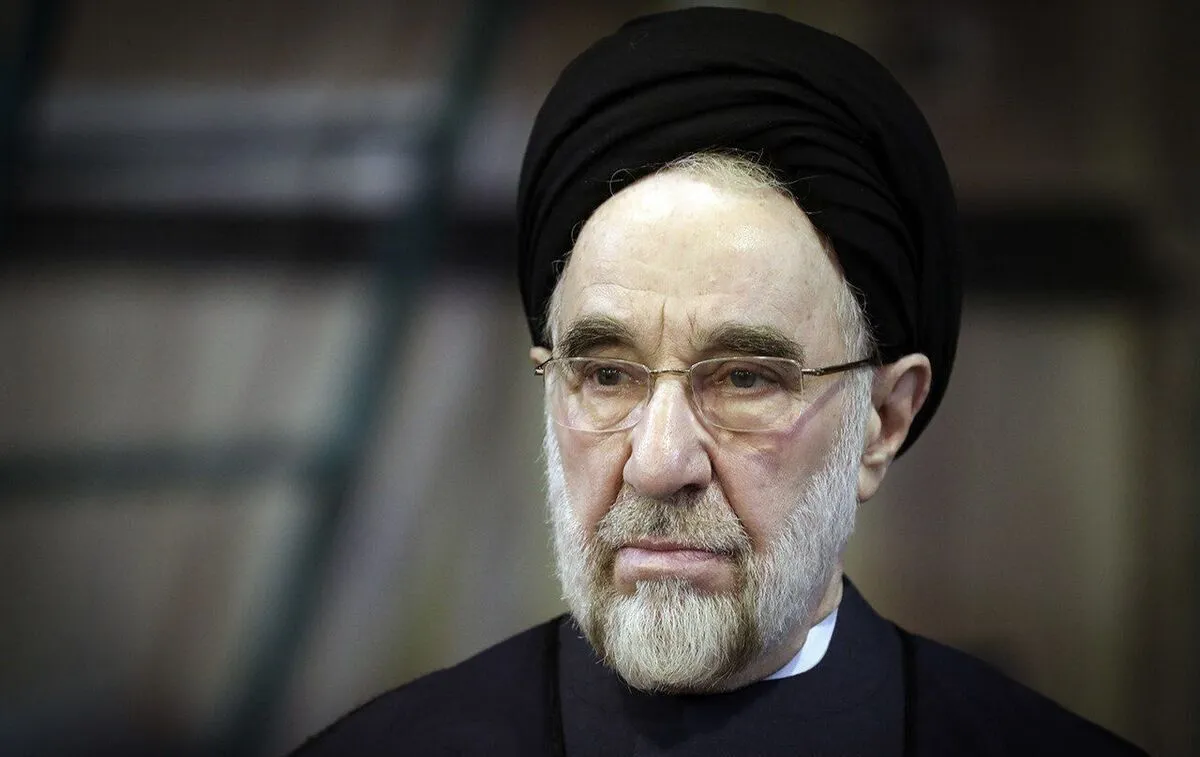 عیادت معاون رییس جمهور از سید محمد خاتمی + عکس