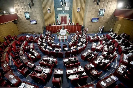 آغاز نشست مجلس خبرگان با حضور روحانی