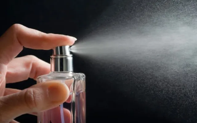 بازار عطر در اختیار قاچاقچیان است