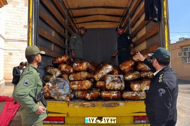 کشف ۲ تن مواد منفجره در گرمسار