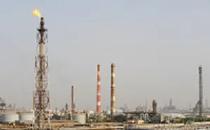 کلنگ طرح توسعه شرکت پتروشیمی تخت‌ جمشید به زمین زده شد