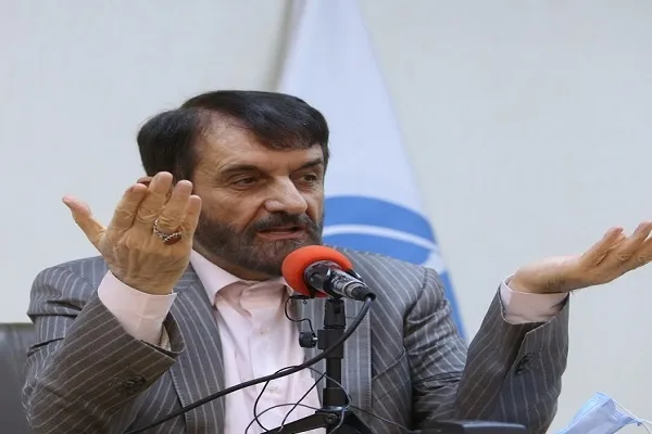 آقا محمدی: بانک مرکزی قدرت مداخله در بازار ارز را دارد