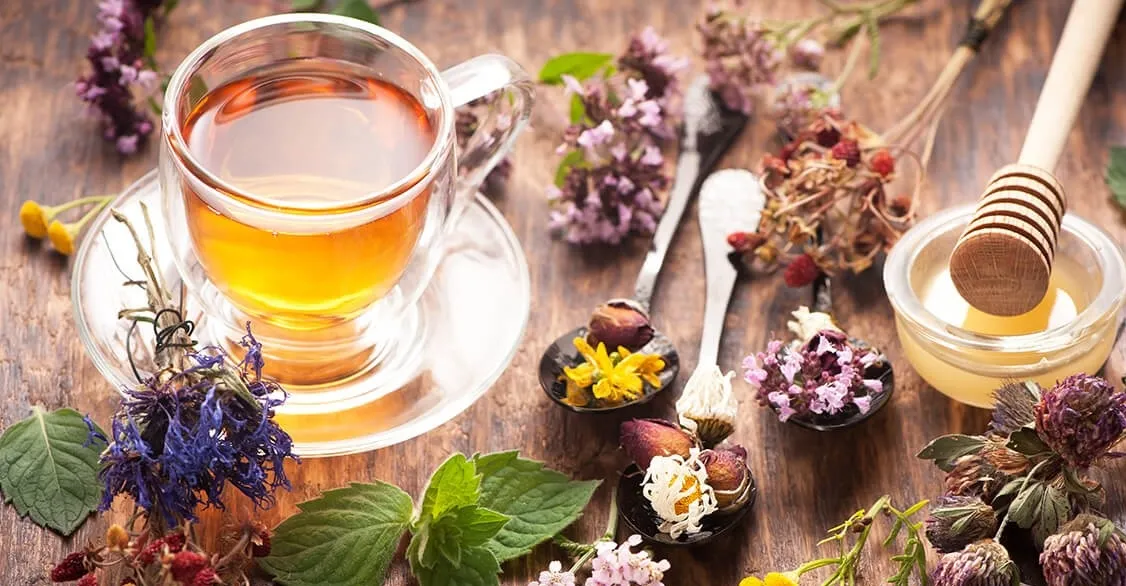 ۳ دمنوش‌ ساده برای پاکسازی ریه از آلودگی‌ هوا