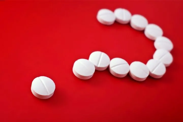 برای تسکین درد استامینوفن ساده بهتر است یا کدئین دار؟