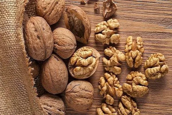 مصرف گردو موجب بهبود اخلاق مردان می شود