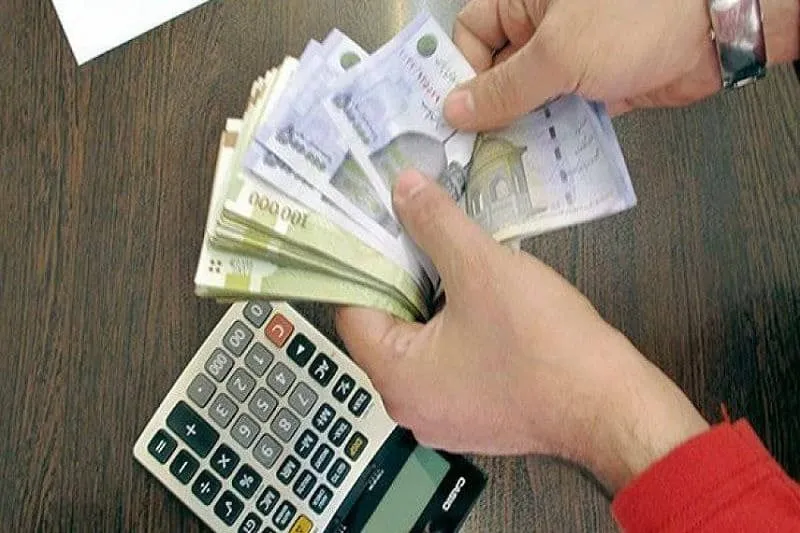 کارگران اخراجی هم عیدی می‌گیرند؟