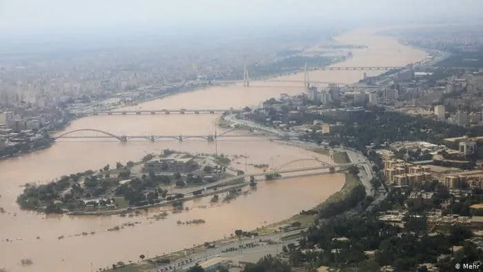 تسهیلات برای خسارت‌دیدگان آبگرفتگی خوزستان