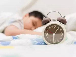 چگونه خواب دانش‌آموزان با شروع مدارس تنظیم کنیم؟
