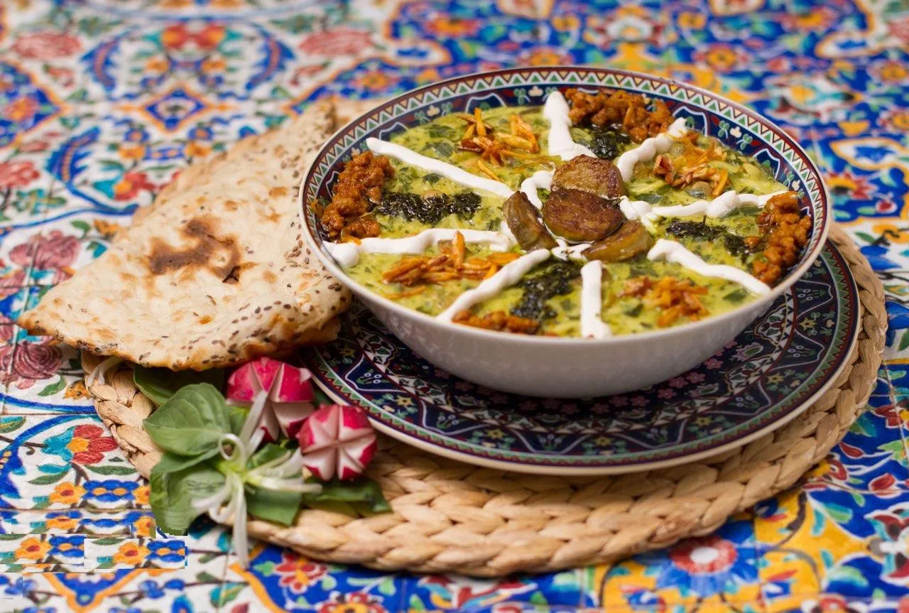 راه حل سیاه نشدن رنگ آش رشته های ماه رمضان