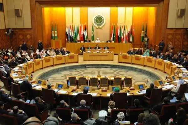 جنگ لفظی نمایندگان ریاض و دوحه