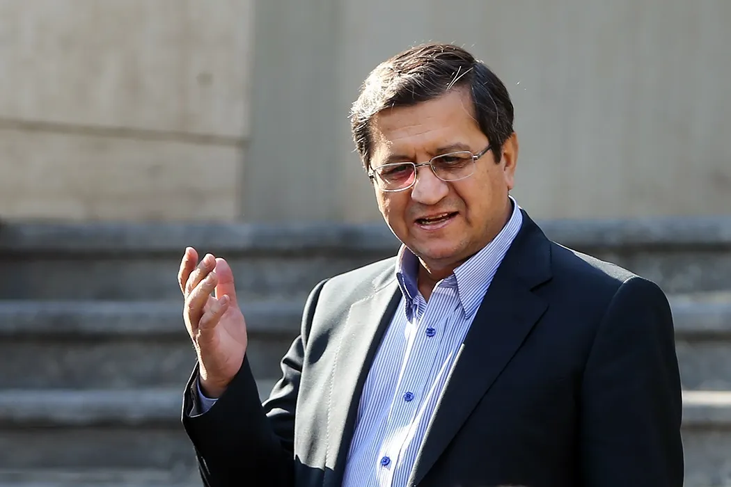 همتی: جناب زاکانی سوپر پوششی هستند