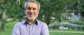 حقانی: اقتصاد از قاجار به بعد وابسته‌تر شد