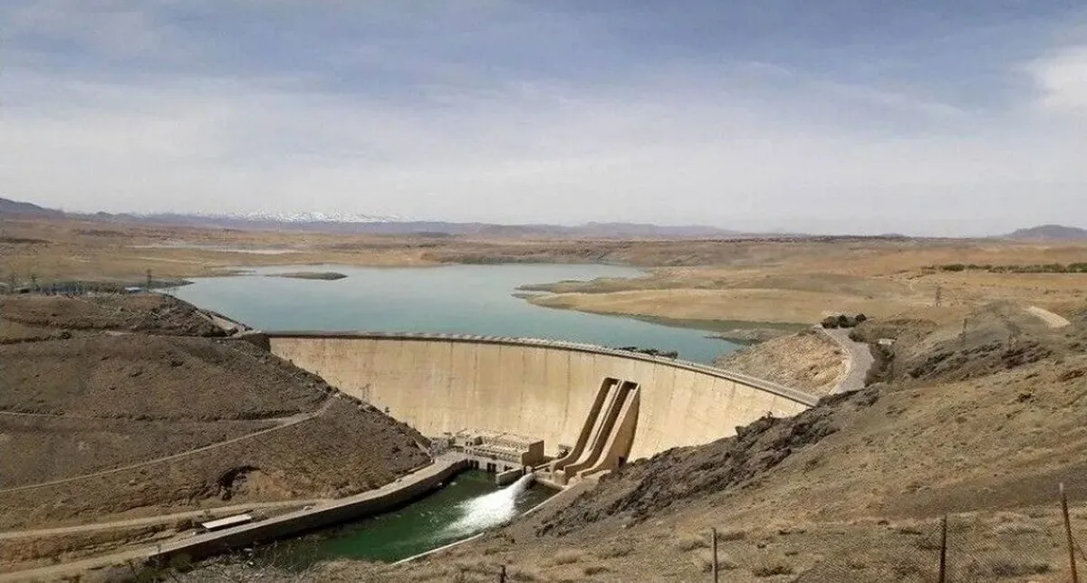 زنگ خطر آب در برخی استان‌ها/ ۴۵ درصد مخازن سد‌ها خالی است