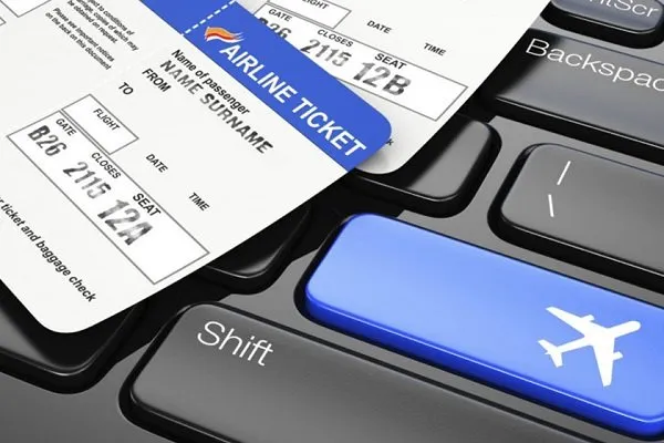 دفاتر فروش بلیت هواپیما تعطیل نیست