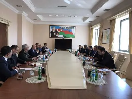 ایران و آذربایجان باید از ظرفیت های موجود برای توسعه همکاری‌ها استفاده کنند
