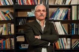 ایمانی راد:اقتصاد آمریکا و اقتصاد جهان بسیار شکننده شده است