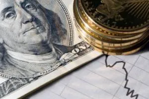 نرخ دلار آزاد را چه کسی تعیین می‌کند؟