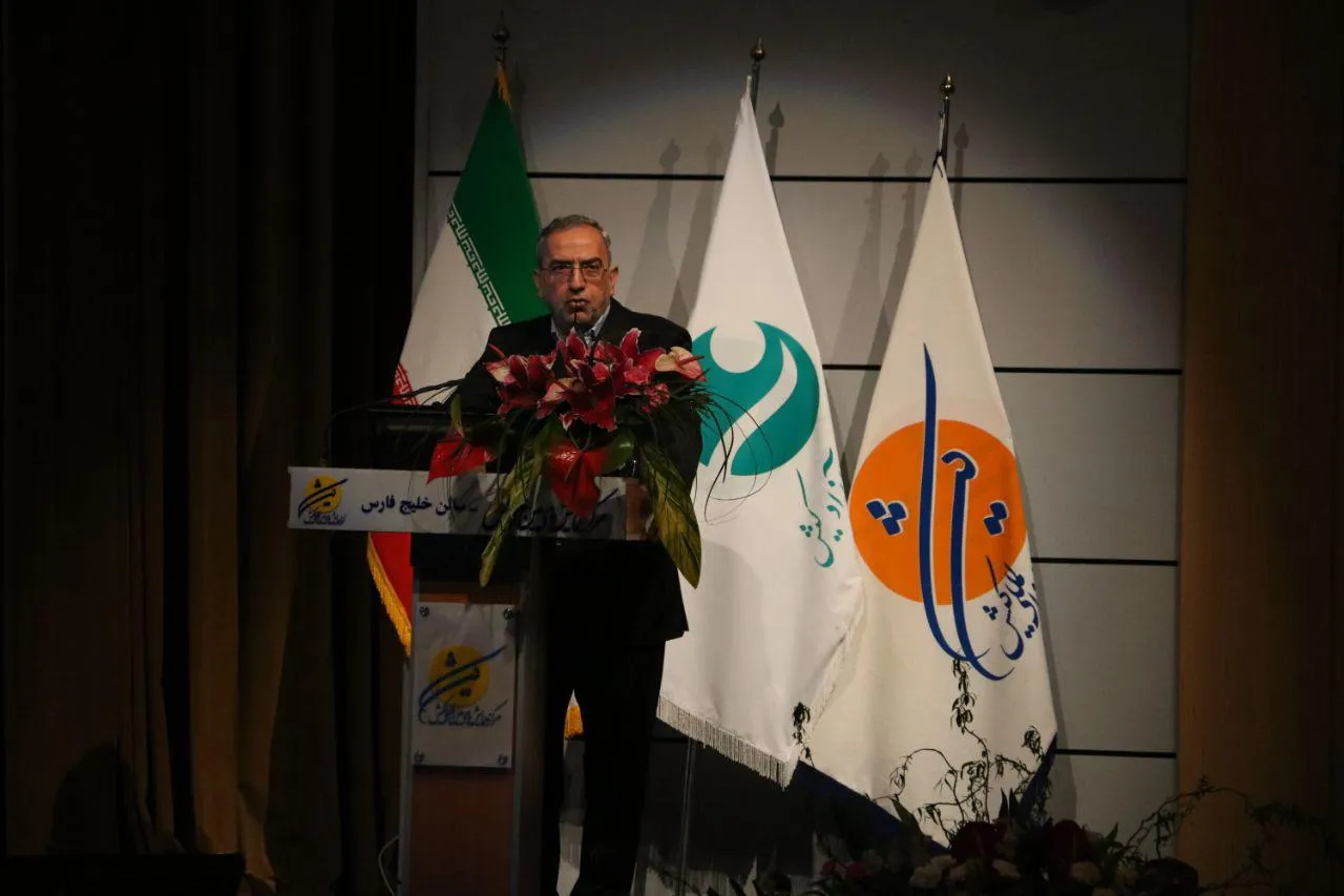 سهم ۴درصدی ایران از بازار نفت/ ایران ظرفیت تولید روزانه ۶میلیون بشکه نفت دارد