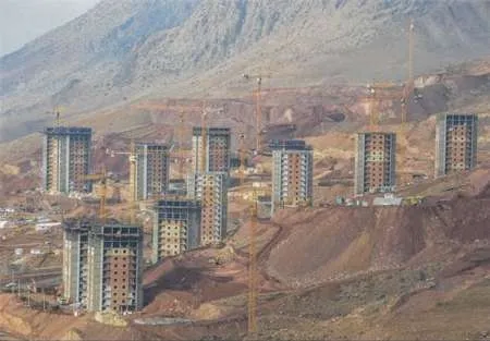 برگریزان زودهنگام مسکن به وقت آبان