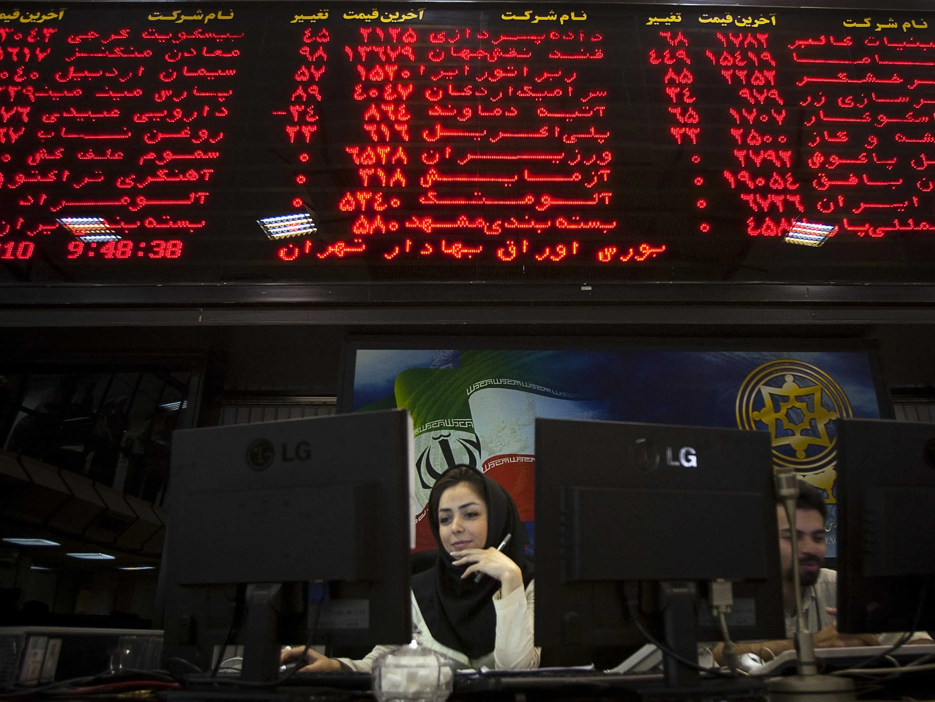 Stocks Post Strong Weekly Gains