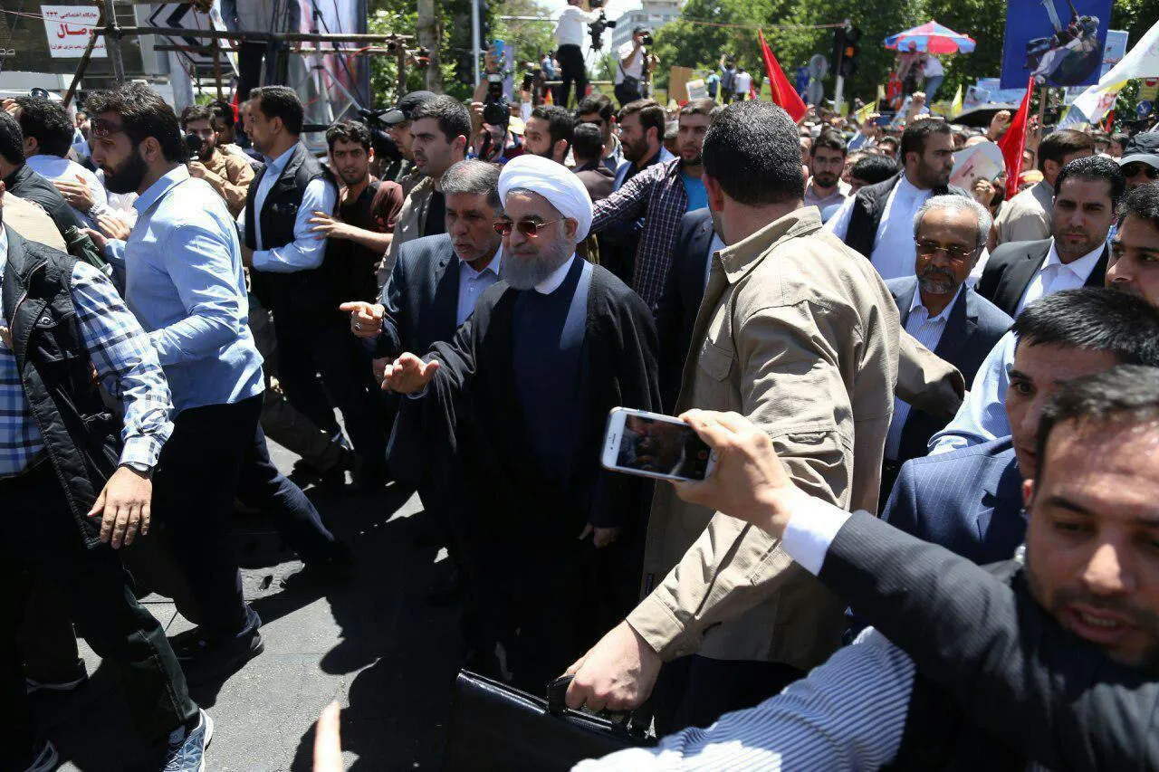 حضور حسن روحانی در راهپیمایی روز قدس +عکس