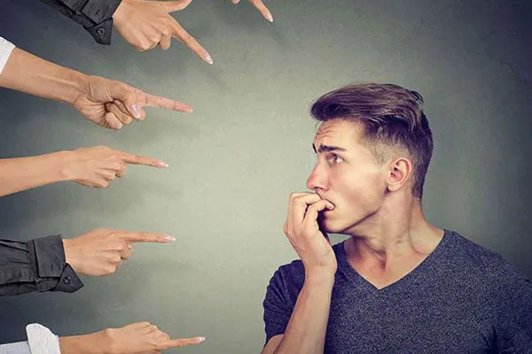 اضطراب اجتماعی داری؟ اینطوری درمانش کن