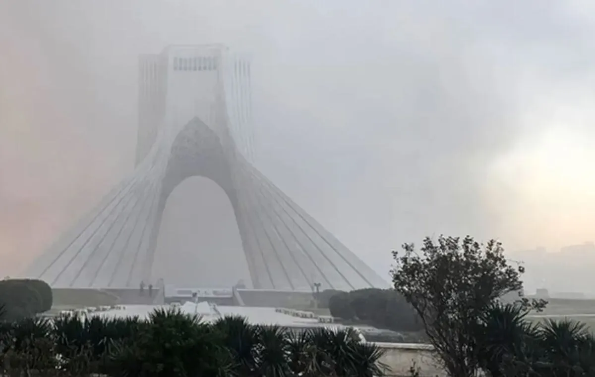 تصویری تکان‌دهنده از میدان آزادی پس از حملات هوایی + تصاویر