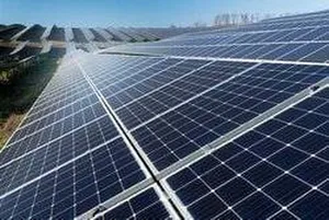 افتتاح و آغاز عملیات اجرایی فاز نخست نیروگاه خورشیدی خراسان جنوبی