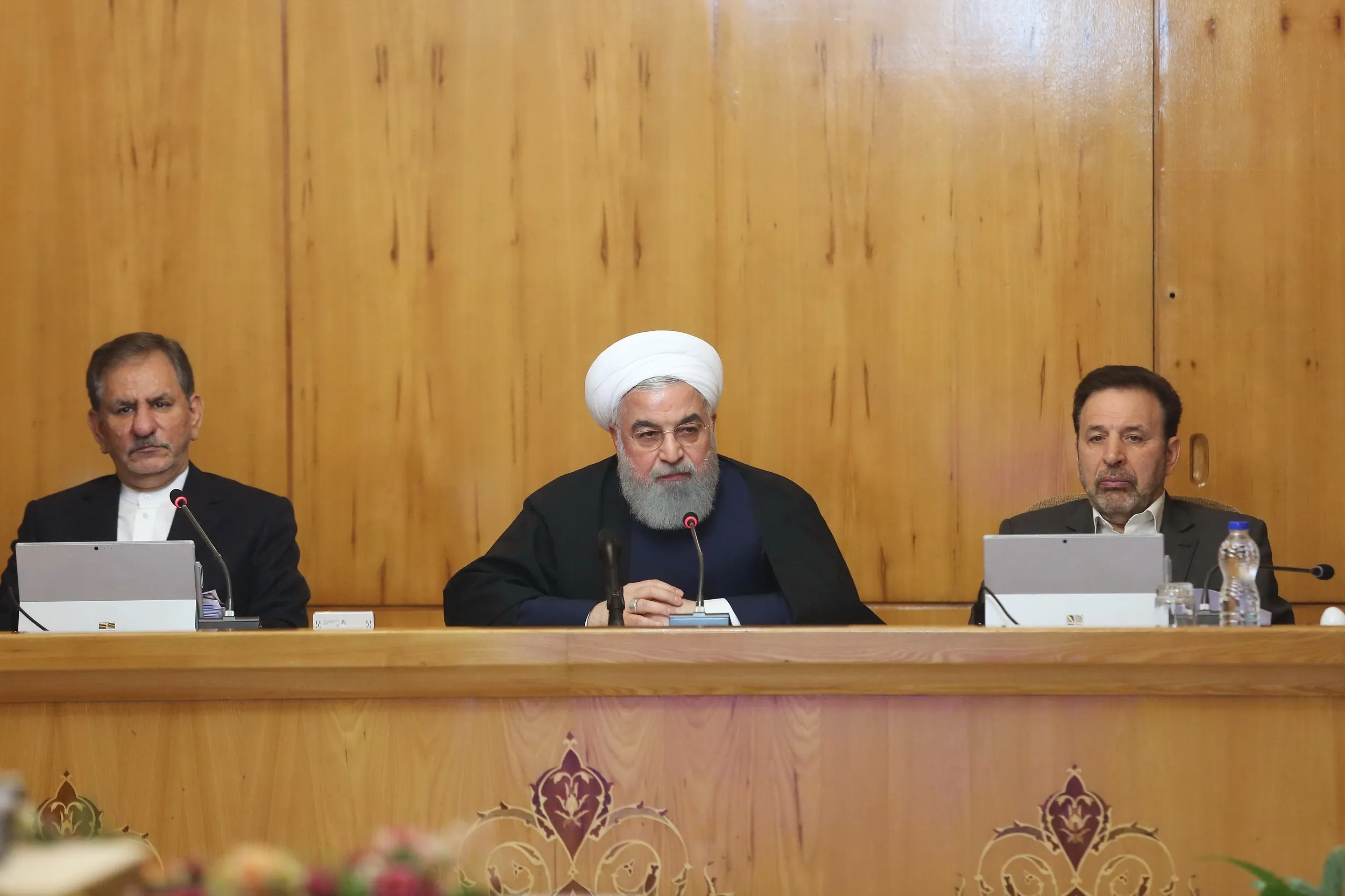 آغاز بررسی ضوابط اجرایی قانون بودجه۹۸ در دولت