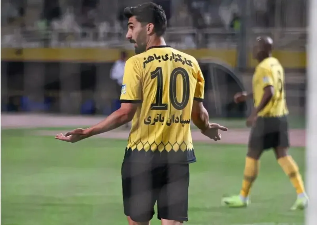 شکاری پنالتی را مثل سردار زد؛ اما خراب شد!