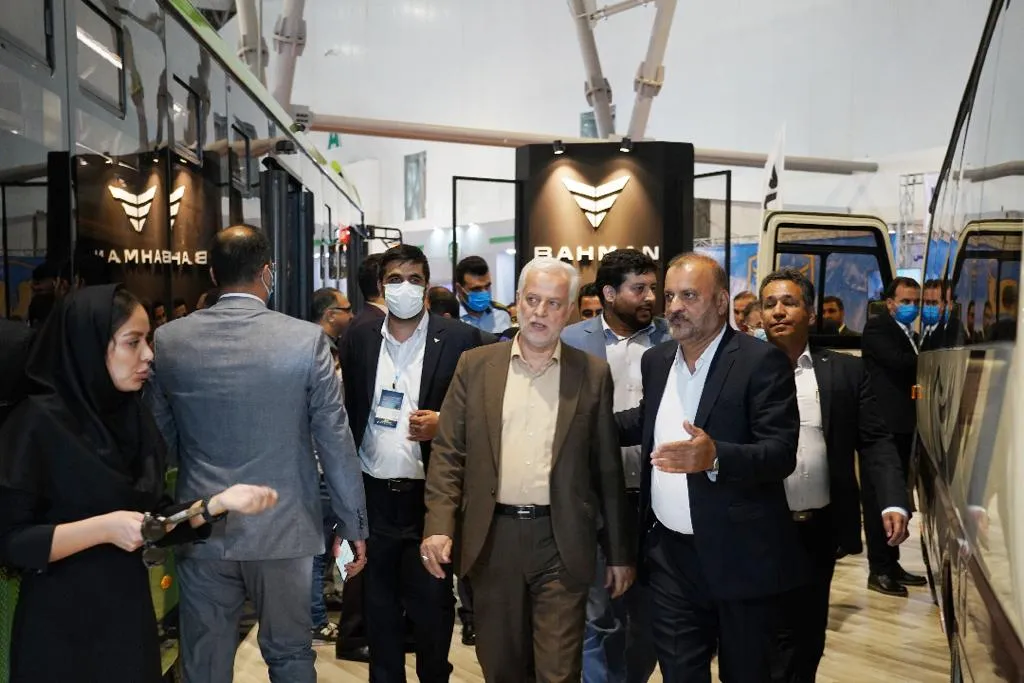 توسعه ناوگان شهری اصفهان به همت گروه بهمن