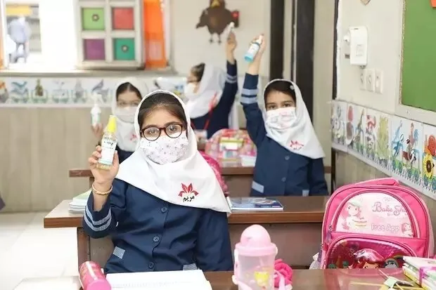 آزمایش کرونای ۱۵۳۰ دانش‌آموز خراسانی مثبت شد