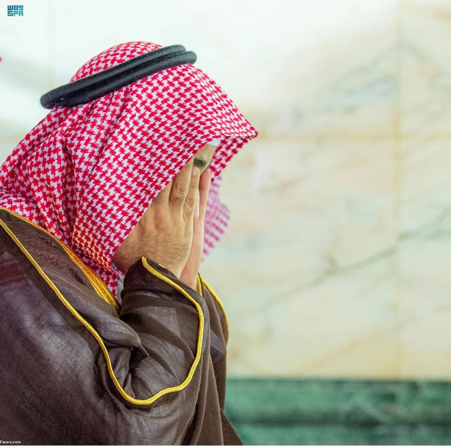 محمد سلمان در شست و شوی خانه خدا + فیلم
