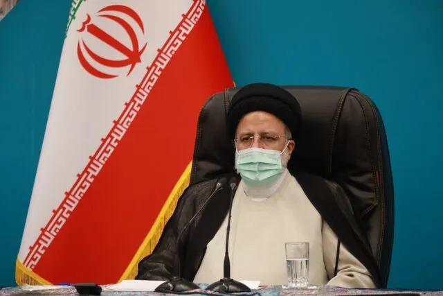 برای هر فعل و ترک فعل، پاسخ همراه با حجت می خواهیم