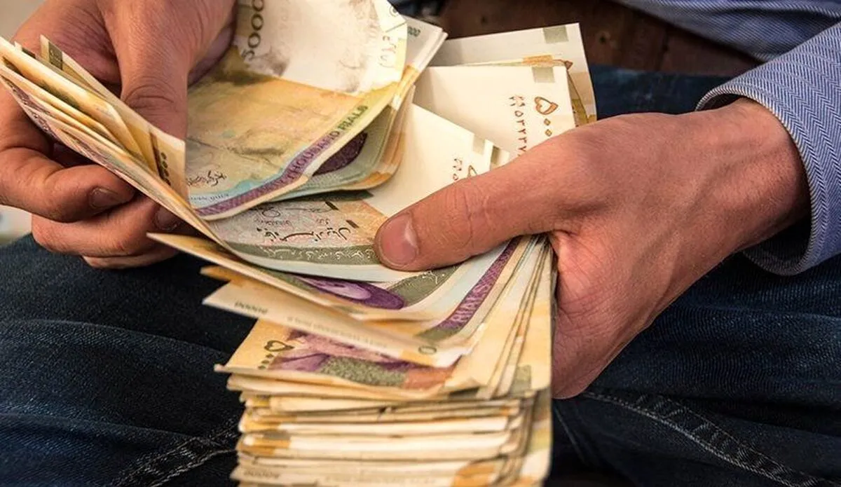 دولت ۵۰۰ هزار تومان عیدی ناچیز معلولان را قطع کرده و می‌گوید این عیدی قانونی نیست!