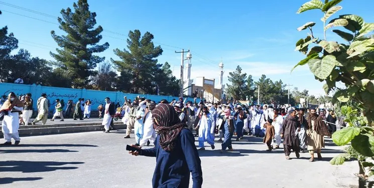 جزییات حضور افراد مسلح در میان اغتشاشگران زاهدان + فیلم