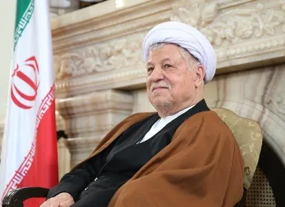 باید آستین همت را بالا زد و برای آبادانی کشور اقدامی مضاعف کرد