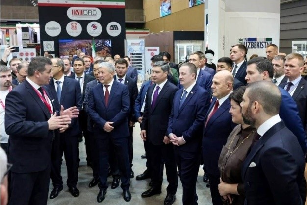 ۳ روز دیپلماسی تجاری ایران در بلاروس / آغاز مسیر بازار اوراسیا ۳ روز دیپلماسی تجاری ایران در بلاروس / آغاز مسیر بازار اوراسیا