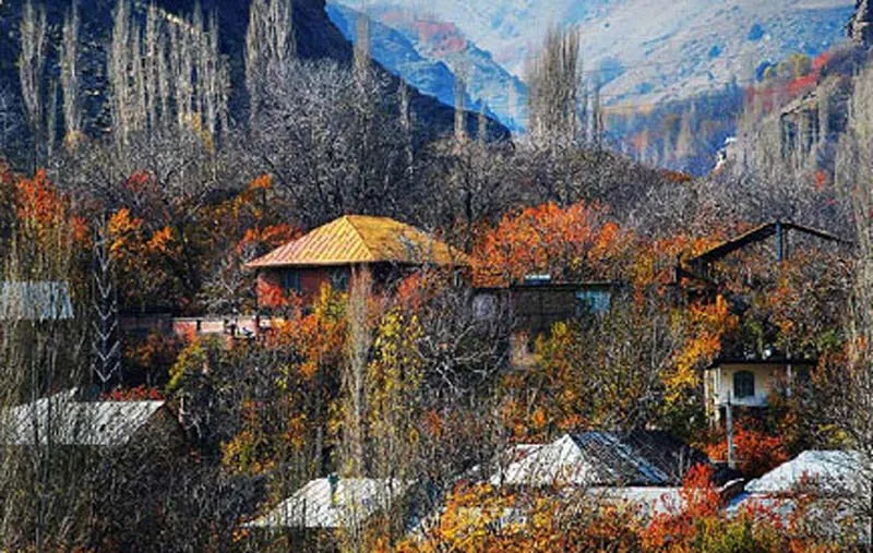 سفر یک روزه به اطراف تهران کجا بریم؟ / معرفی روستای آهار + مسیر دسترسی