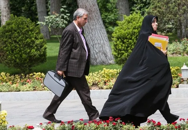 کیف مشترک همه وزیران! +عکس