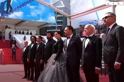 نوید محمدزاده، پیمان معادی و ترانه علیدوستی روی فرش قرمز جشنواره کن + فیلم