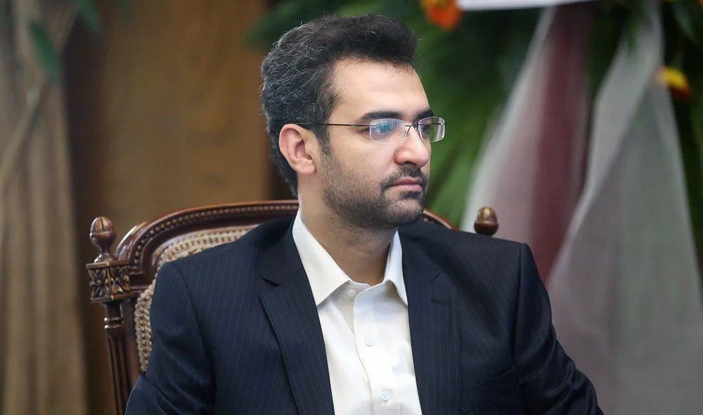آذری‌جهرمی:‌ اینترنت گران نمی‌شود