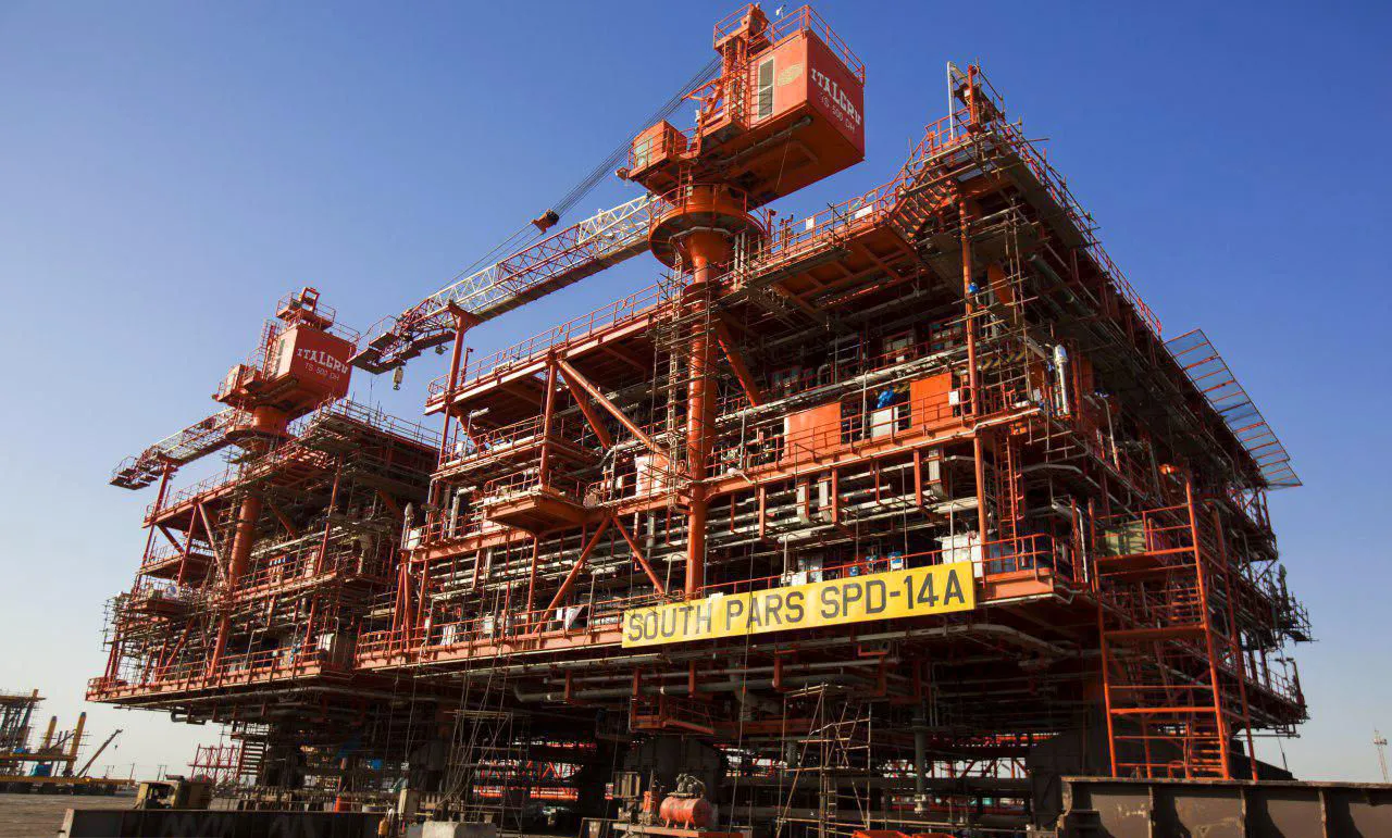South Pars Phase 14 Platform Sets record