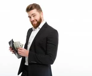مشکلات ازدواج با آدم خسیس + نشانه نامزد خسیس