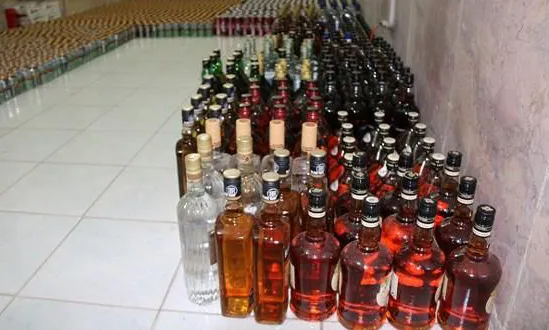 آخرین آمار مسمومان و فوتی‌های مشروبات الکلی