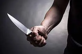 لحظه حمله با چاقو و قمه به یک ساندویچی + فیلم