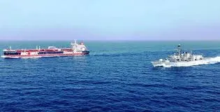 دومین ناو انگلیس وارد خلیج فارس شد