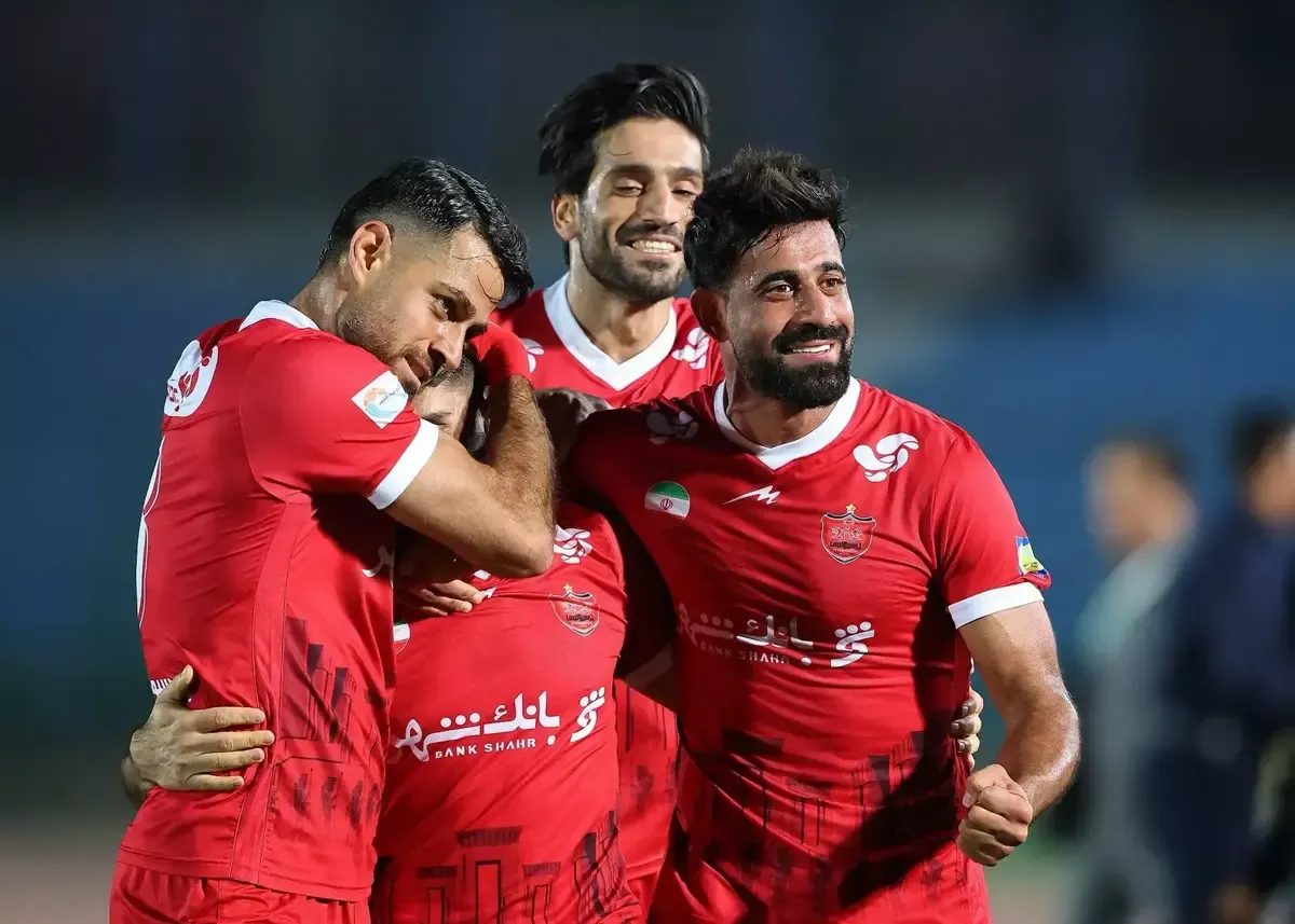 پس لرزه توهین جنجالی پرسپولیس/ کمیته انضباطی ۷ بازیکن را نقره داغ کرد