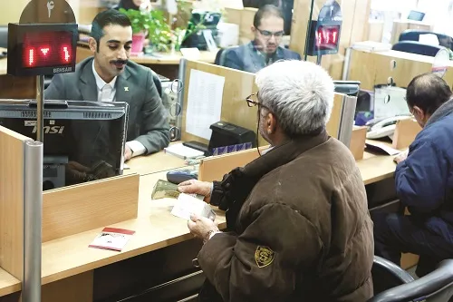 صدای شکستن استخوان‌های بازنشستگی