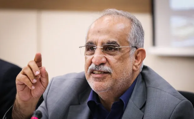 مذاکره برای تعیین‌تکلیف وام‌گیرندگان ارزی در سال ۹۱/ جلسه کرباسیان و سیف برای حل مشکل صادرکنندگان